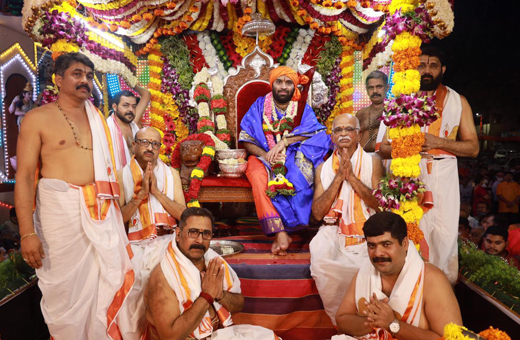 Digvijaya Mahotsava of Kashi Mutt pontiff